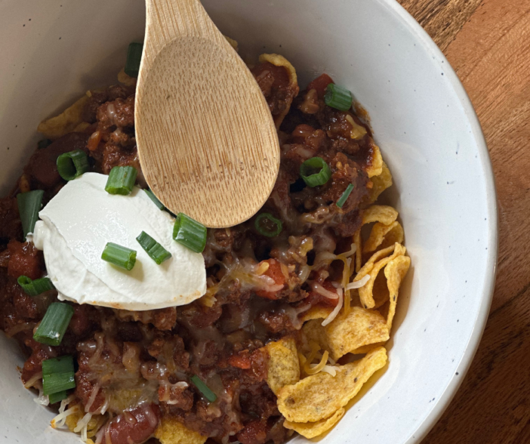 chili with beans- chili- chili recipe- spices-bean recipe- hearty- meal- nutricious- easy- customize-tangy- flavor- warth- depth- comfort food